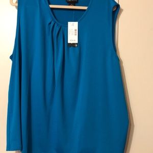 Sleeveless blouse